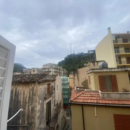 Holiday home Casa San Michele Arcangelo *